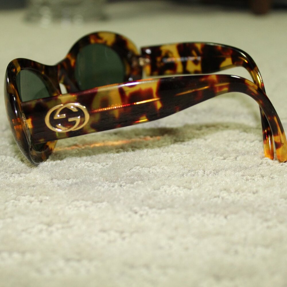 Gucci GG2400 N/S Tortoiseshell Interlocking Logo GG Sunglasses EUC! - Picture 9 of 9